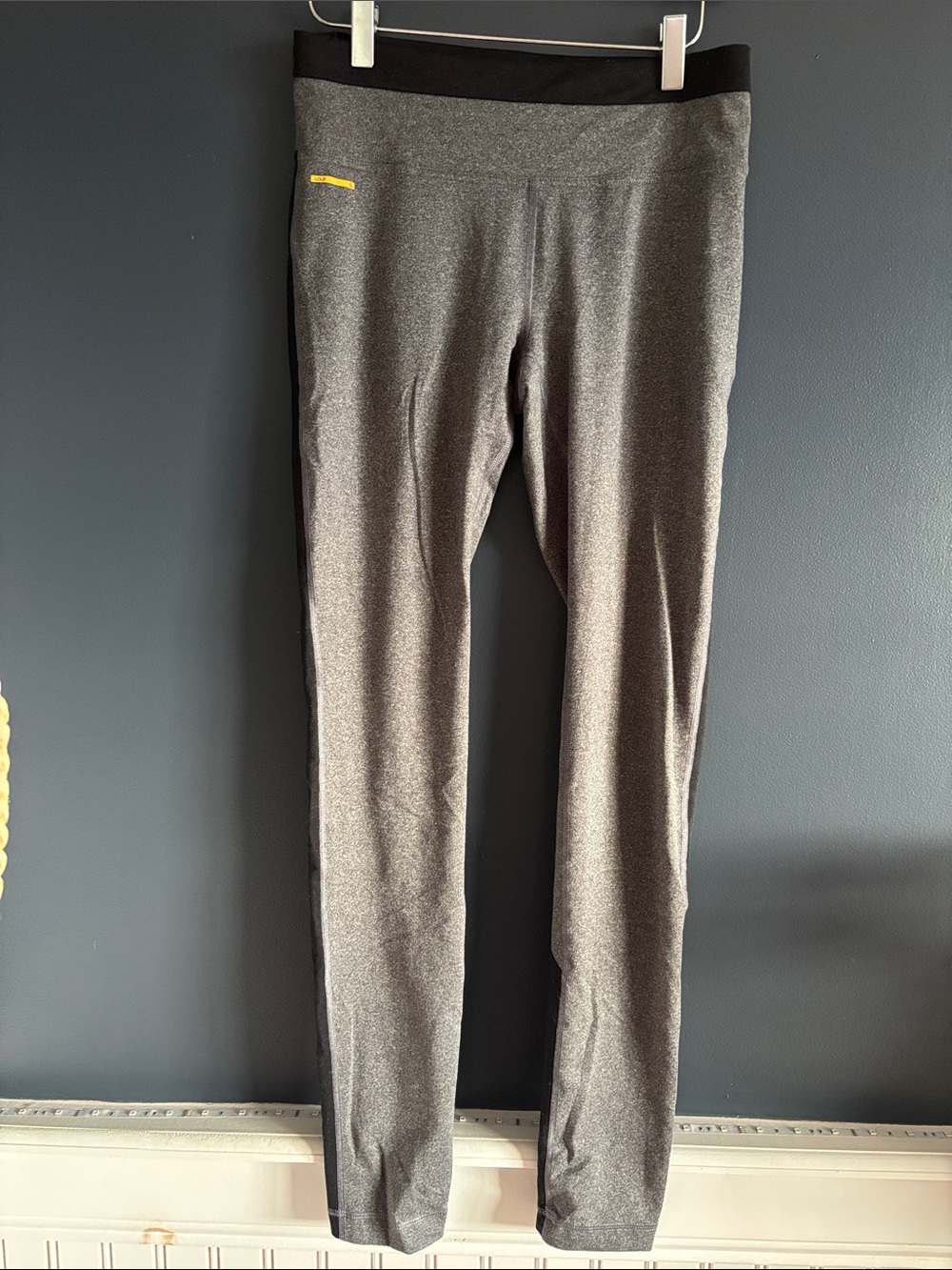 Lole Heather Gray Leggings with Black Waistband